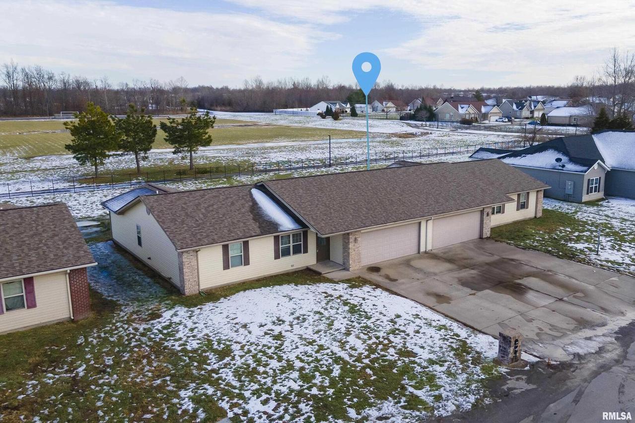 1402 Montebello Dr., Herrin, IL 62948