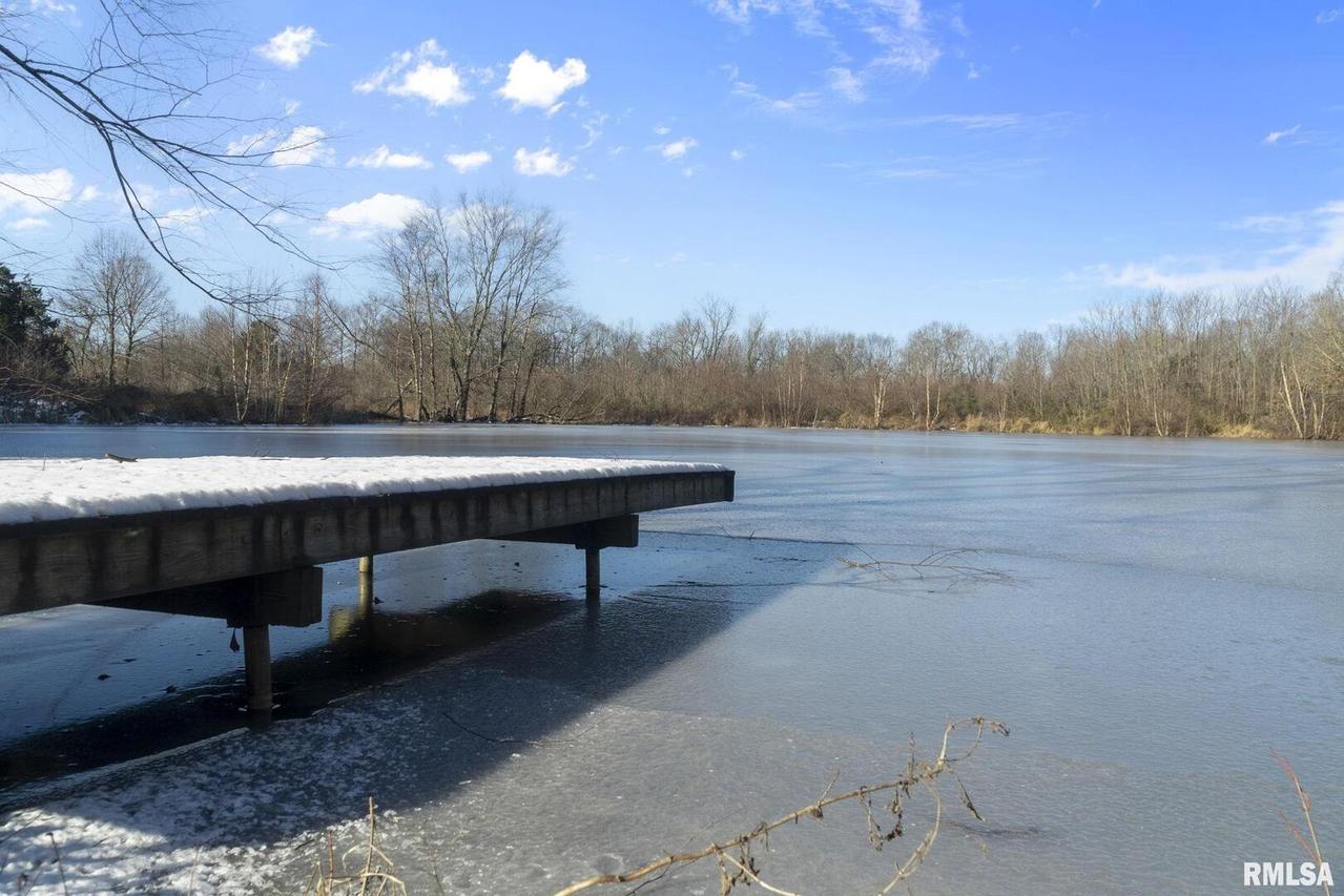 000 Casey Springs Ln., Vienna, IL 62295