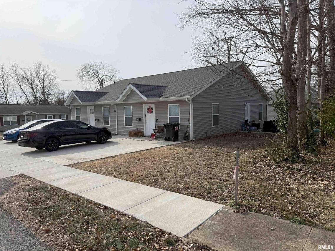 408 S Van Buren St., Marion, IL 62959