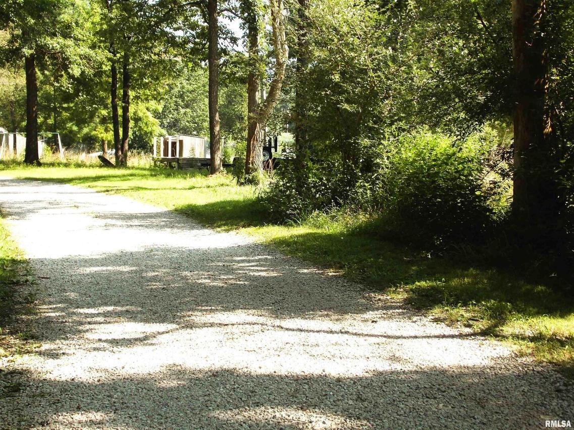 3373 Rainier Ln., Centralia, IL 62801