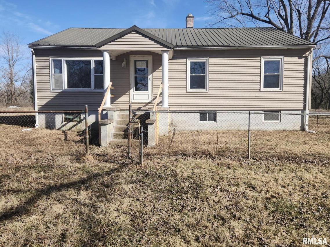 1510 Division St., Rosiclare, IL 62982