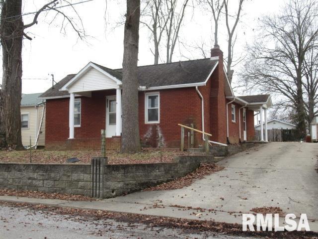 1307 S Washington St., Harrisburg, IL 62946