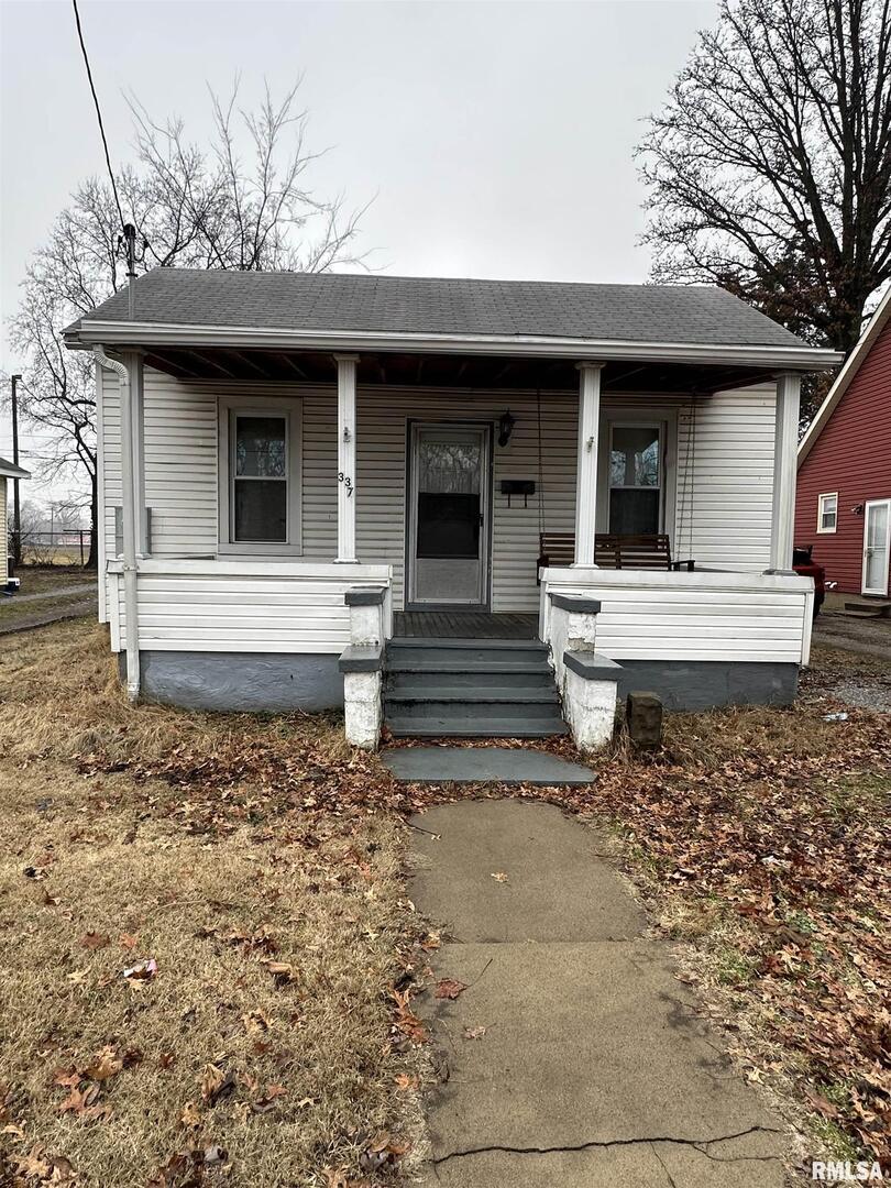 337 N Division St., Duquoin, IL 62832