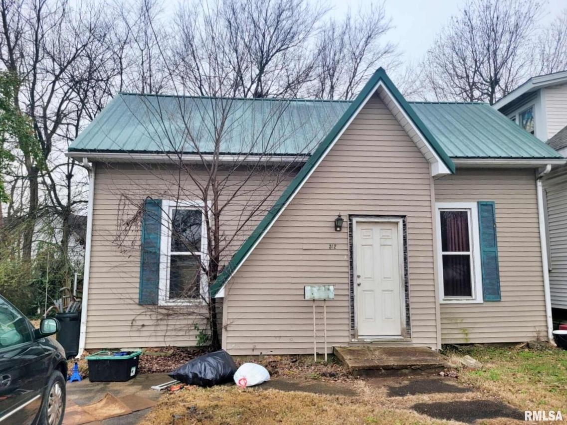 312 E 7th St., Metropolis, IL 62960