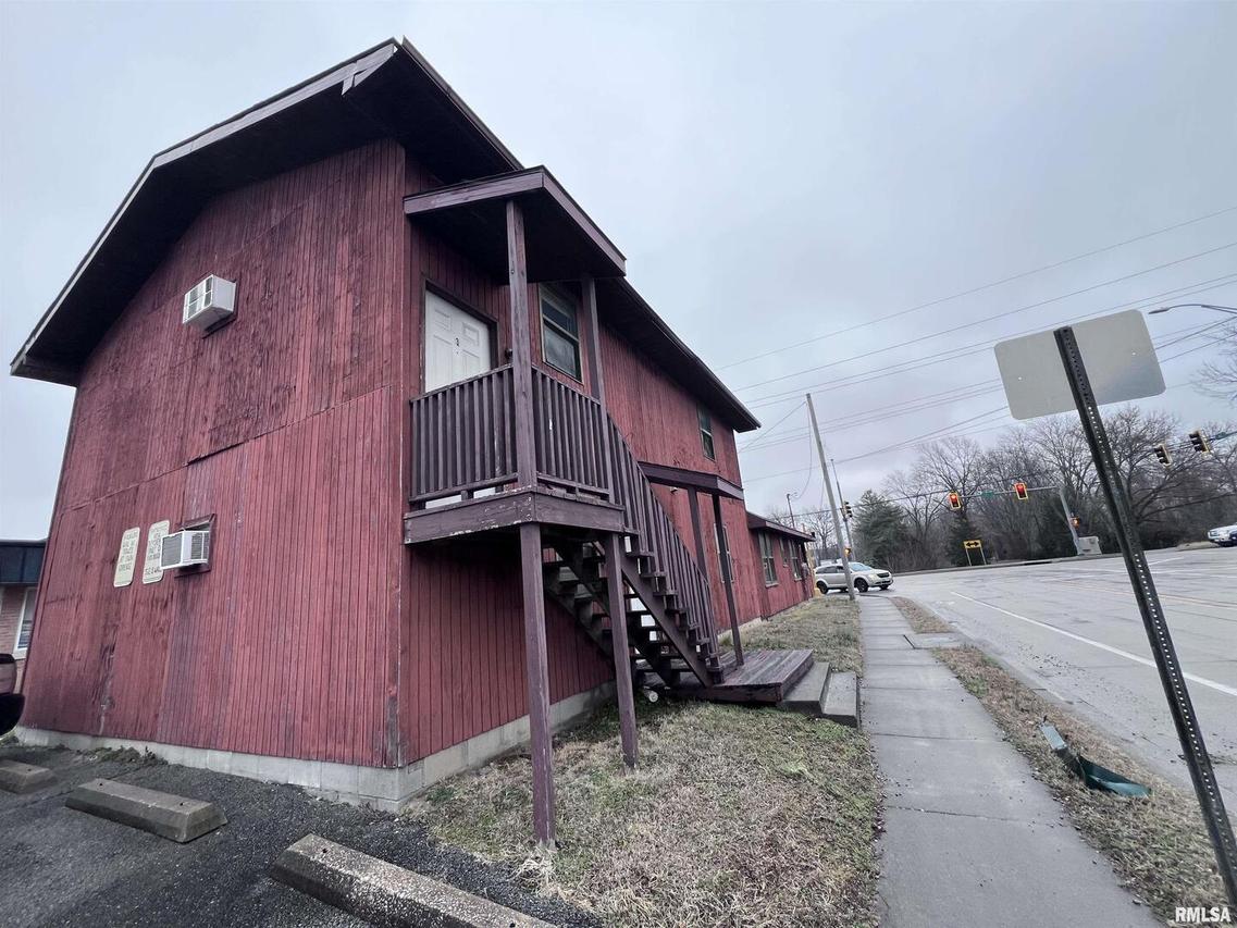 512 S Wall St., Carbondale, IL 62901