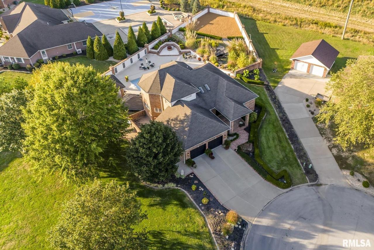 1506 Baltusrol Dr., Marion, IL 62959