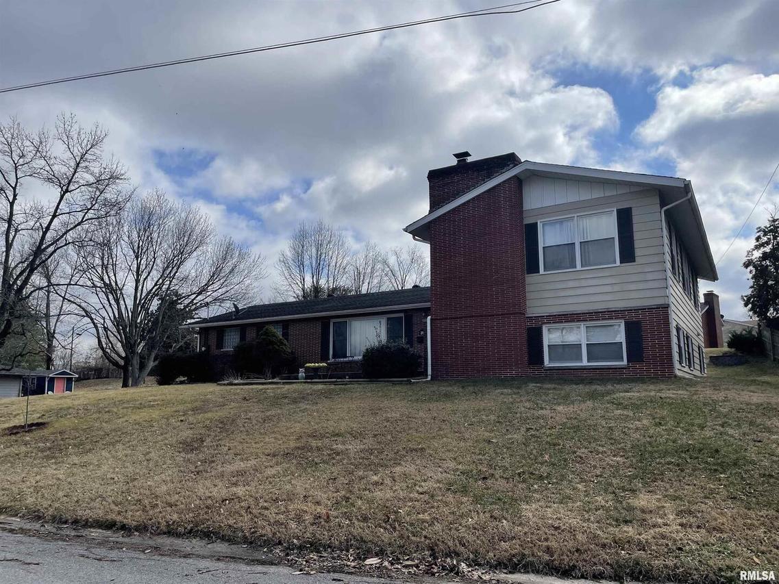 217 Apple Ln., Anna, IL 62906