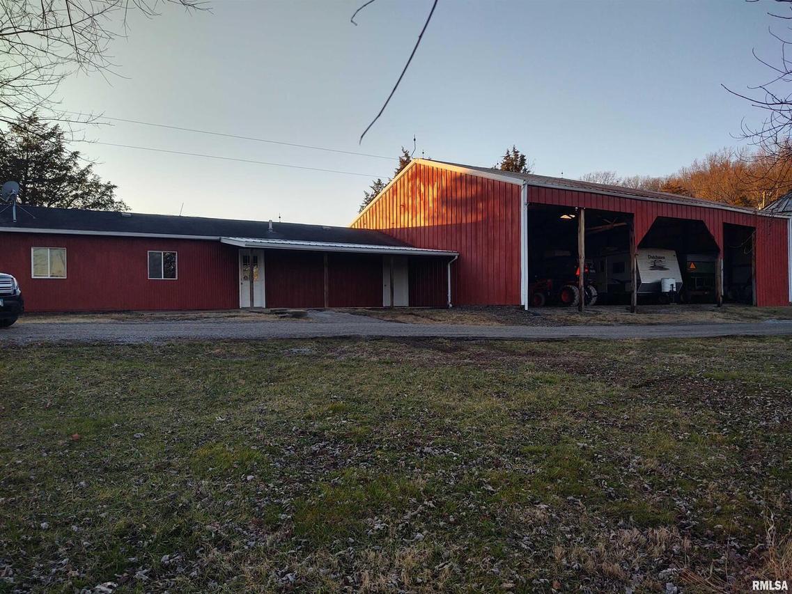 35 Stockdale Ln., Vienna, IL 62995