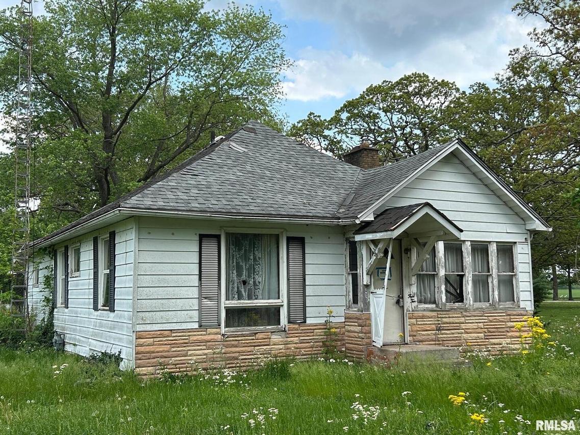 410 S Jenette, Buckner, IL 62819