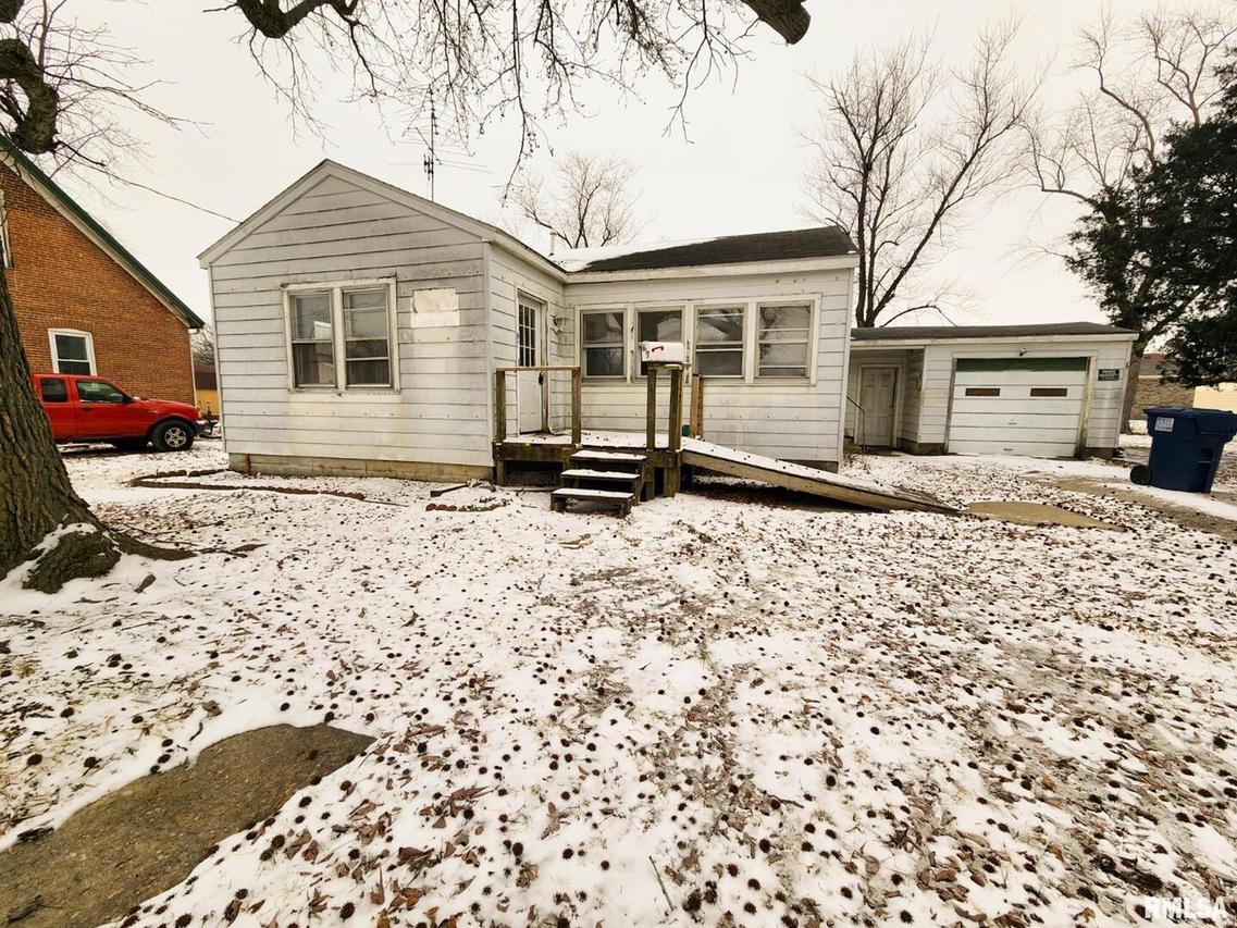 617 W 1st St., Sparta, IL