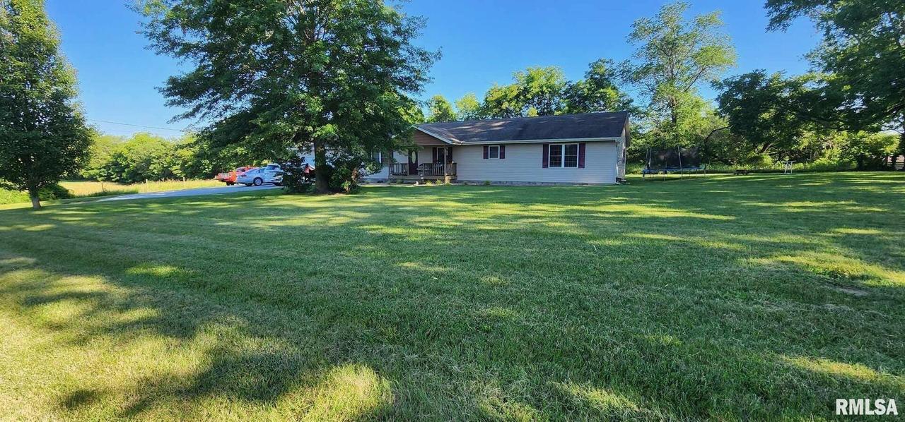 654 Town Creek Rd., Murphysboro, IL 62966