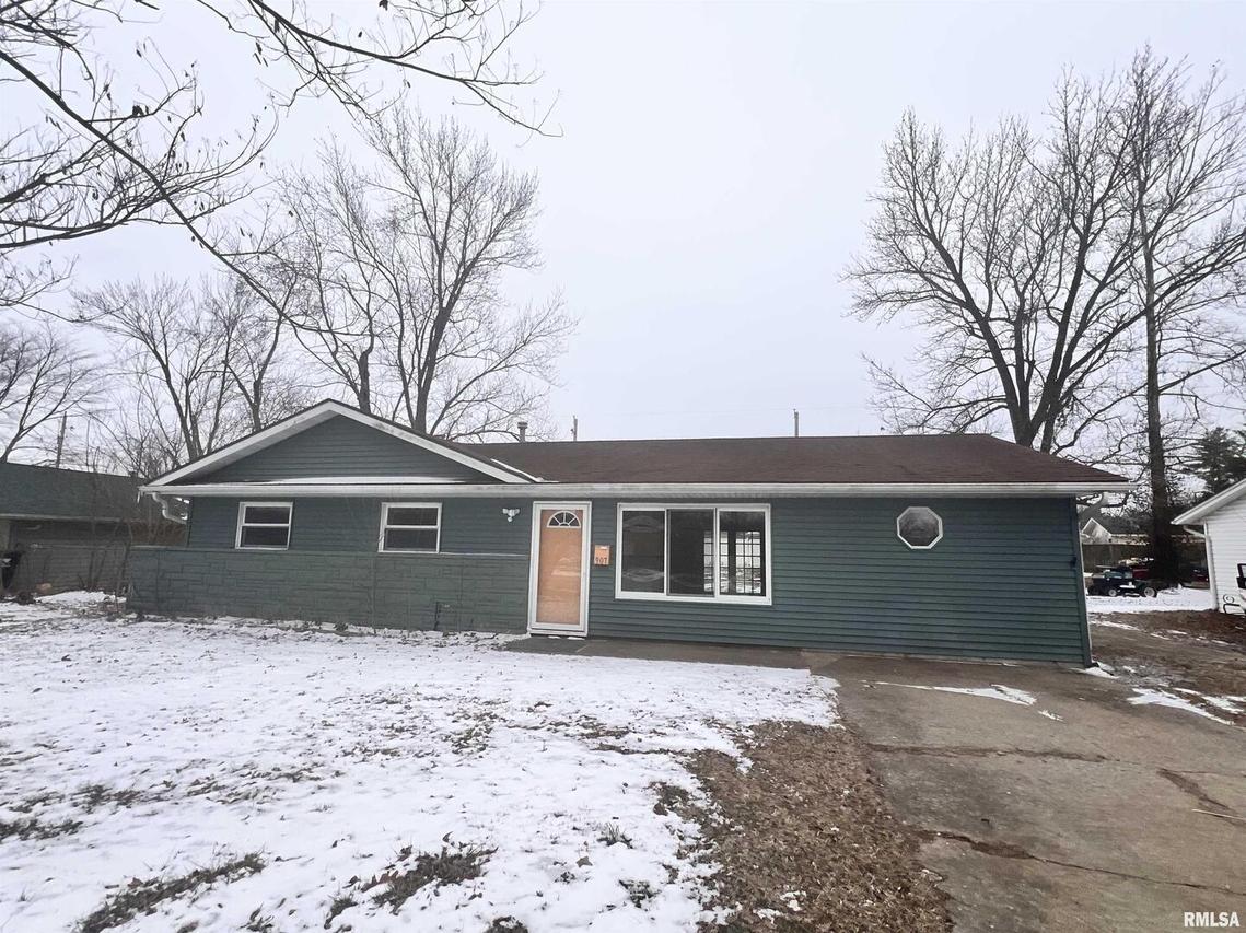 907 E Boyton St., Marion, IL 62959