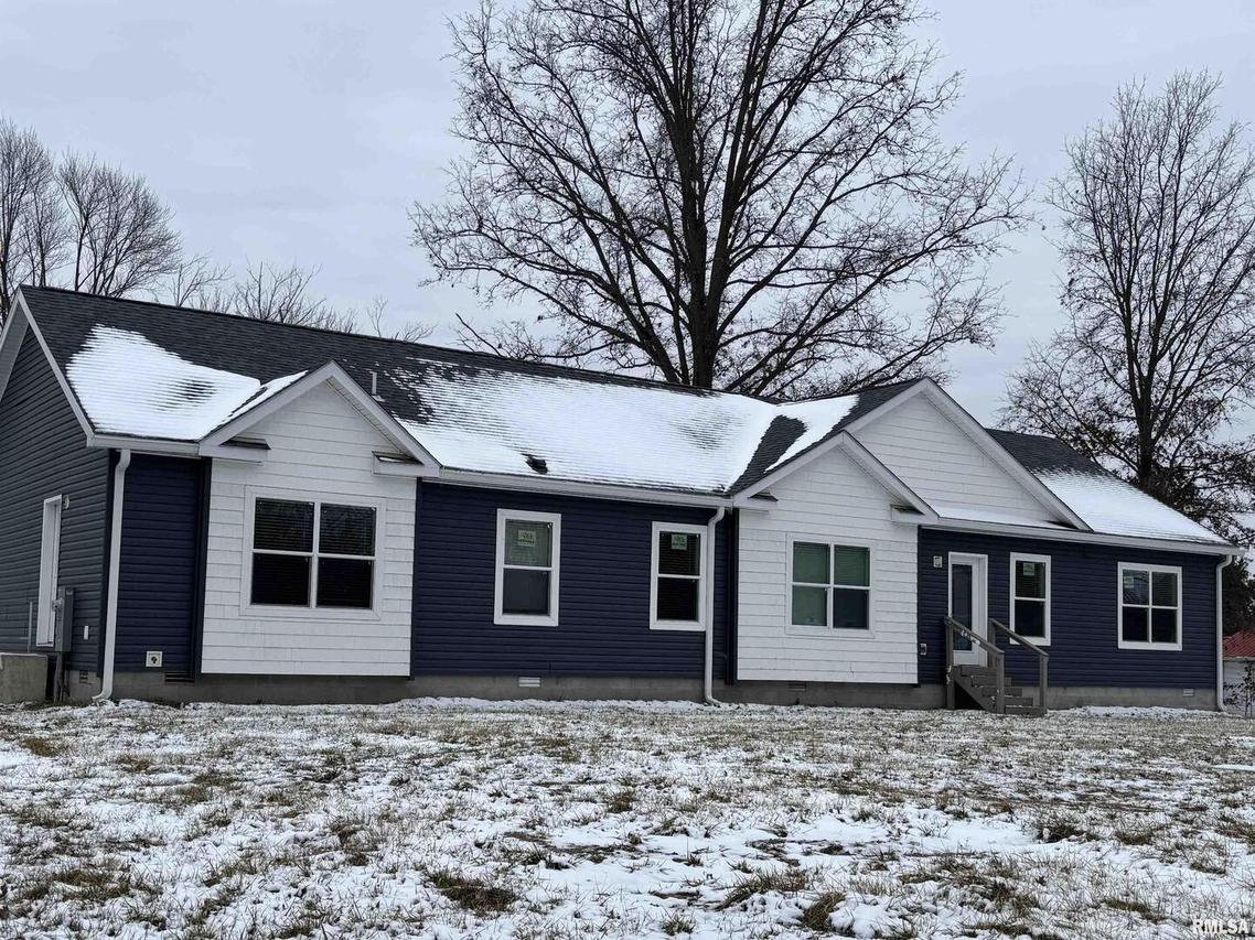 15545 E Fairfield Rd., Mt Vernon, IL 62864