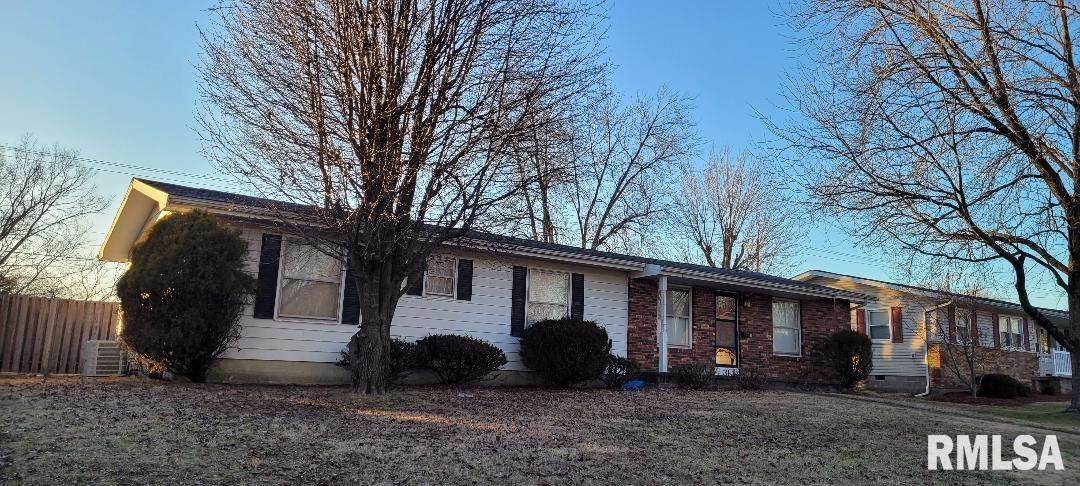 31 SW Crescent St., Mt Vernon, IL 62864