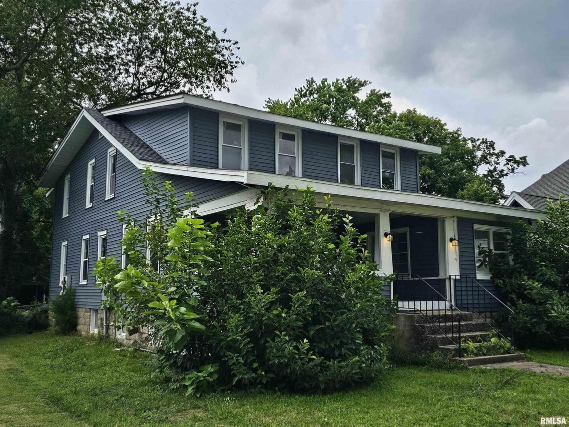 810 N Van Buren St., Marion, IL 62959