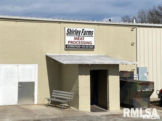 422 E Mine Rd., De Soto, IL 62924