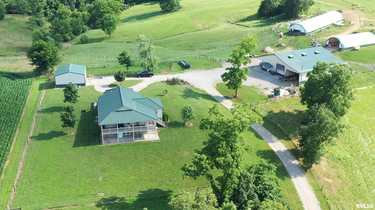 1548 Koehn Rd., Ava, IL 62907