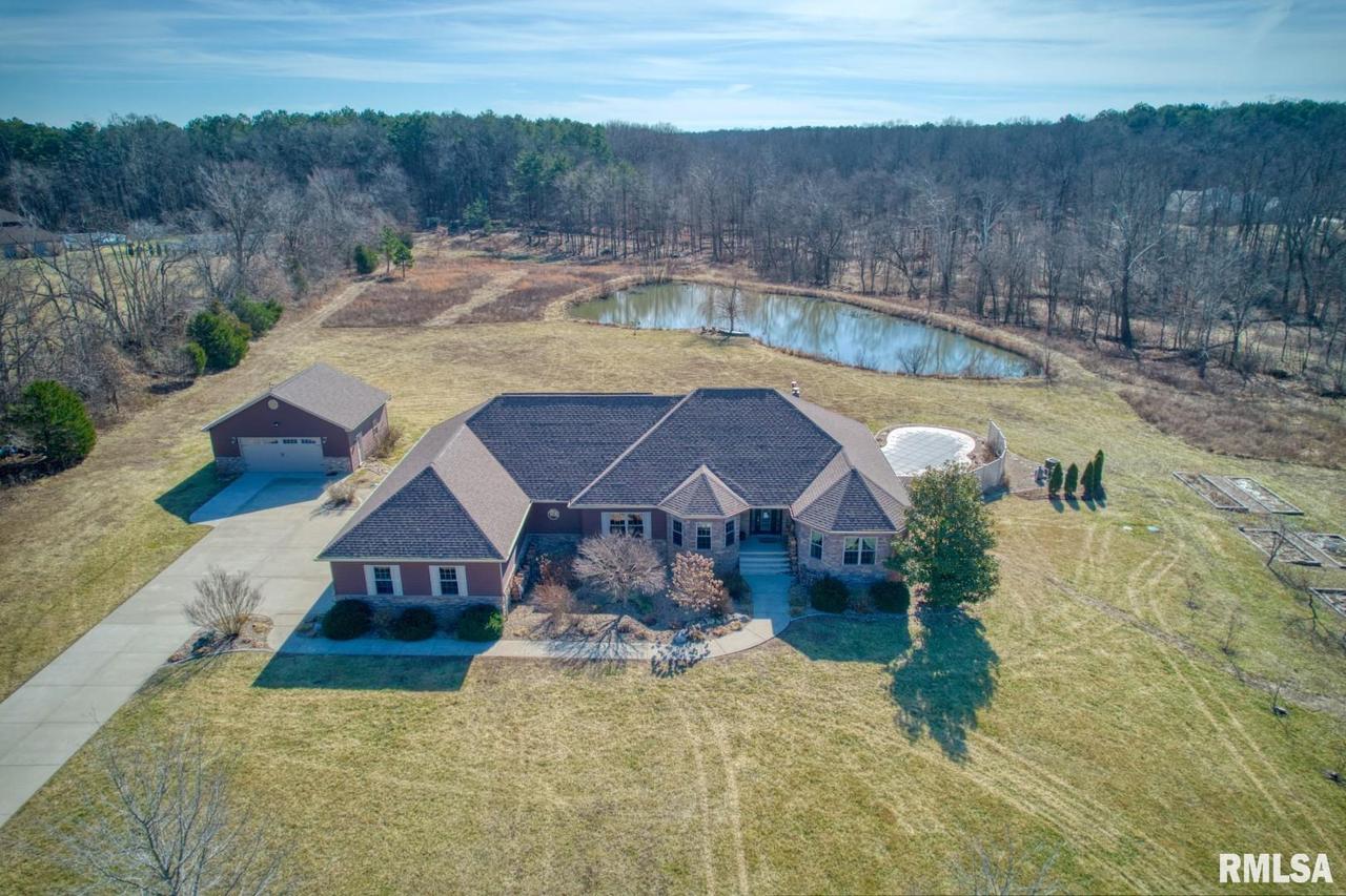 1473 Hickory Trails, Carbondale, IL 62902