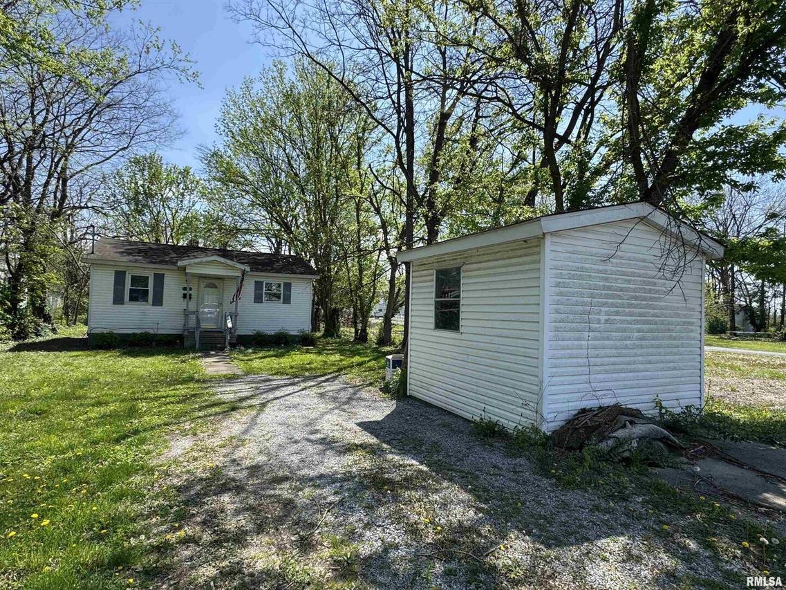 439 W Church St., Harrisburg, IL 62946