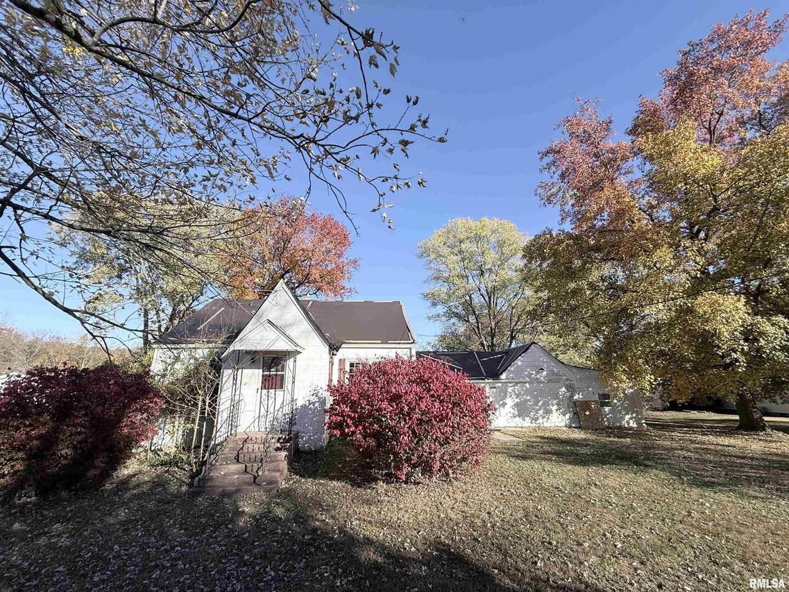 14322 Memory Ln., Mt Vernon, IL 62864