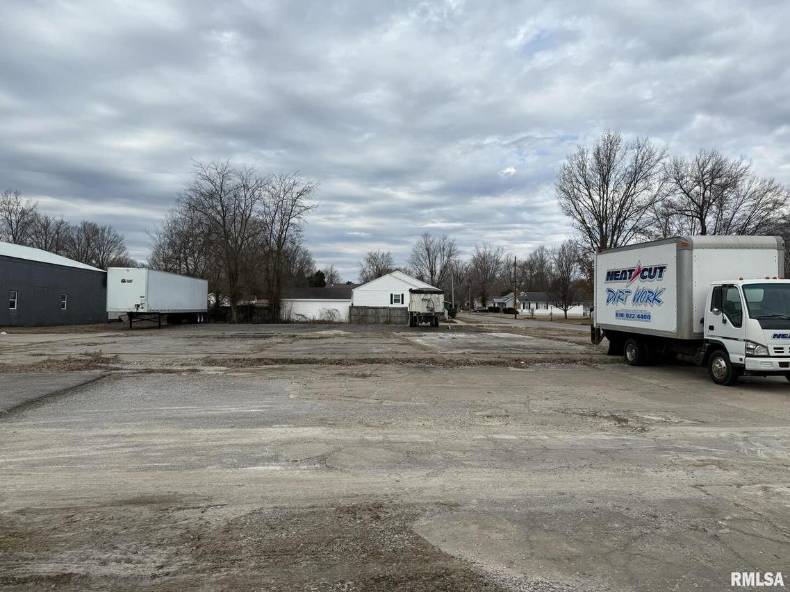 1200 S Court St., Marion, IL 62959