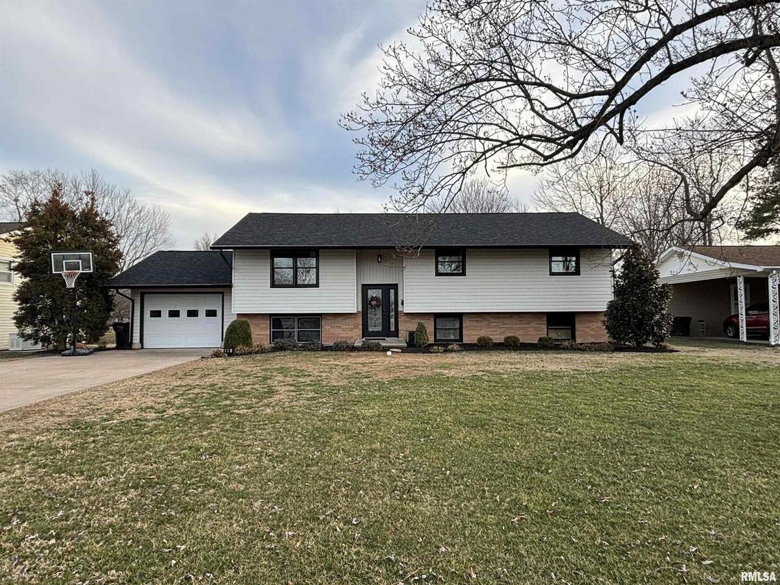 118 Carter Dr., Metropolis, IL 62960