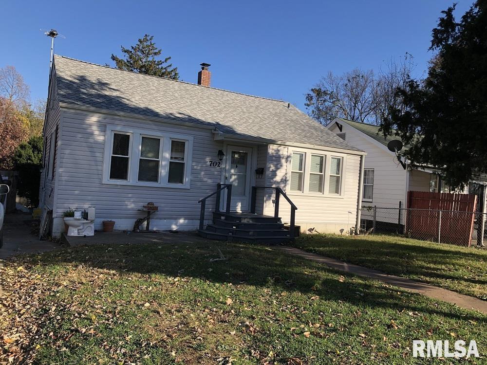 702 S 25th St., Mt Vernon, IL 62864