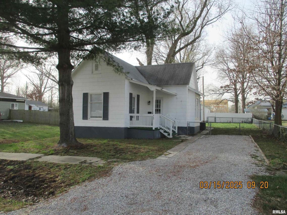 449 Bicknell St., Centralia, IL 62801