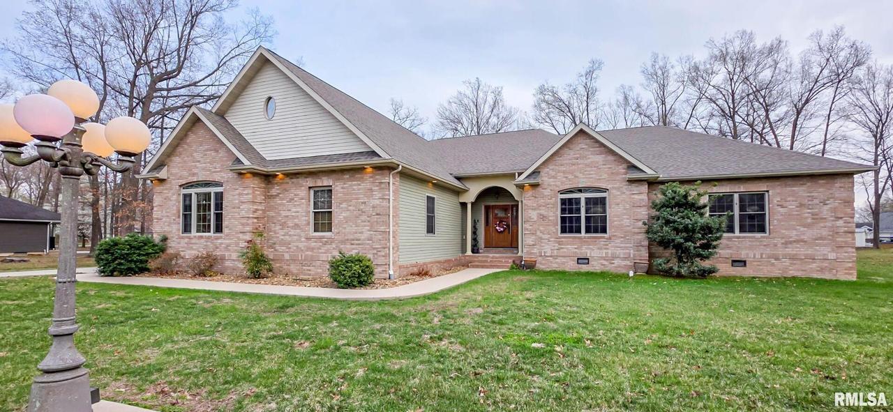 408 Margaret Dr., Herrin, IL 62948