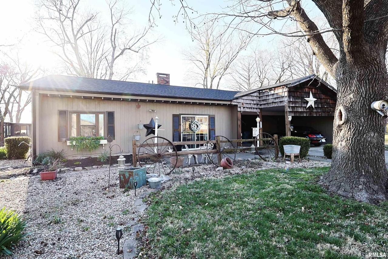 7 Phyllis Dr., Centralia, IL 62801