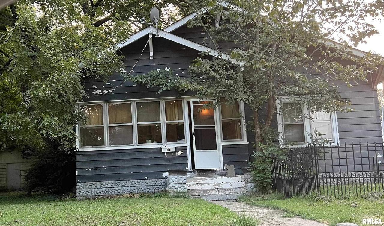 612 N Bridge St., Carbondale, IL 62901