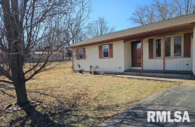 109 Hickory St., Harrisburg, IL 62946