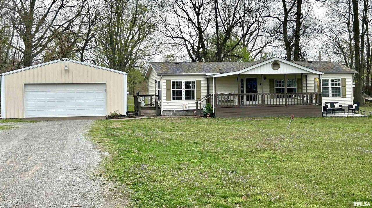 504 Laclede Ave., Carterville, IL 62918