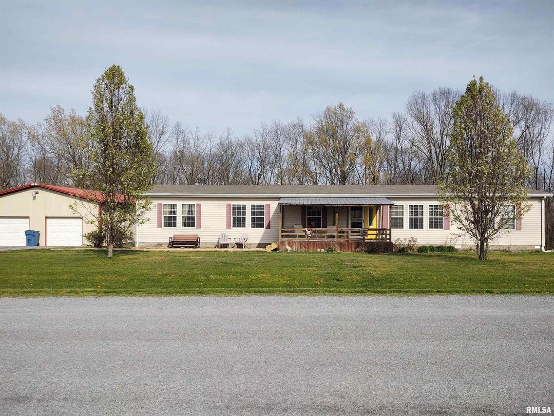 1860 Mt Zion Rd., Vienna, IL 62995