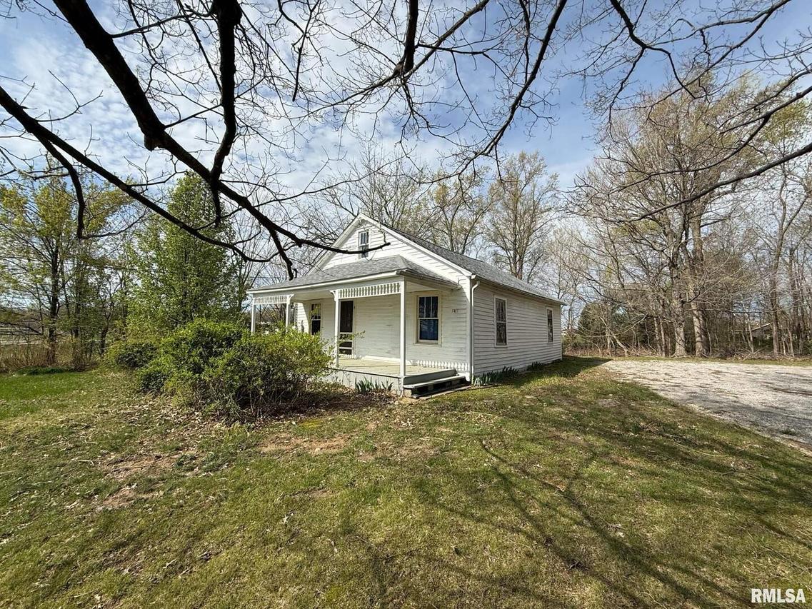 1411 Main St., Carterville, IL 62918