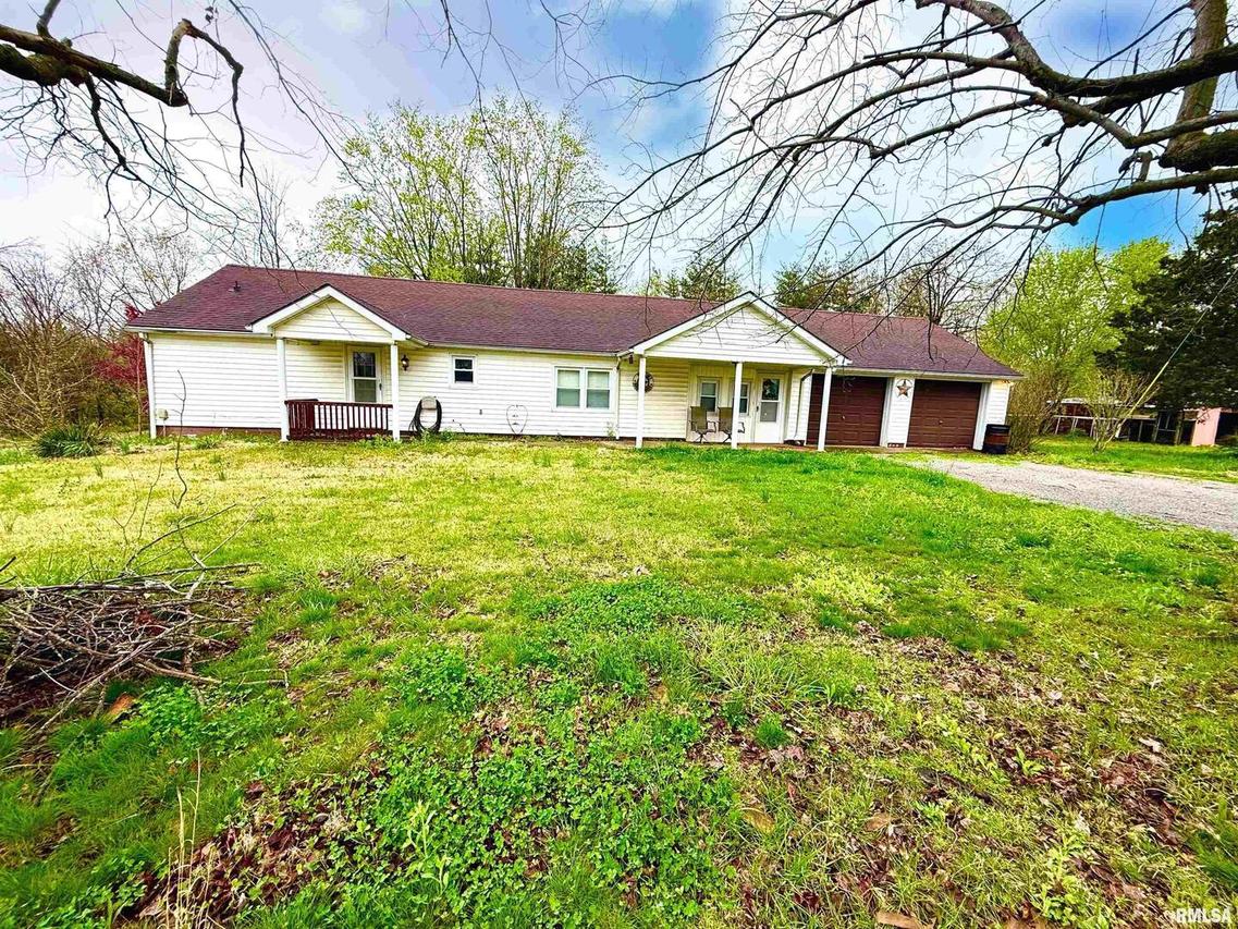 10815 Saraville Rd., Marion, IL 62959
