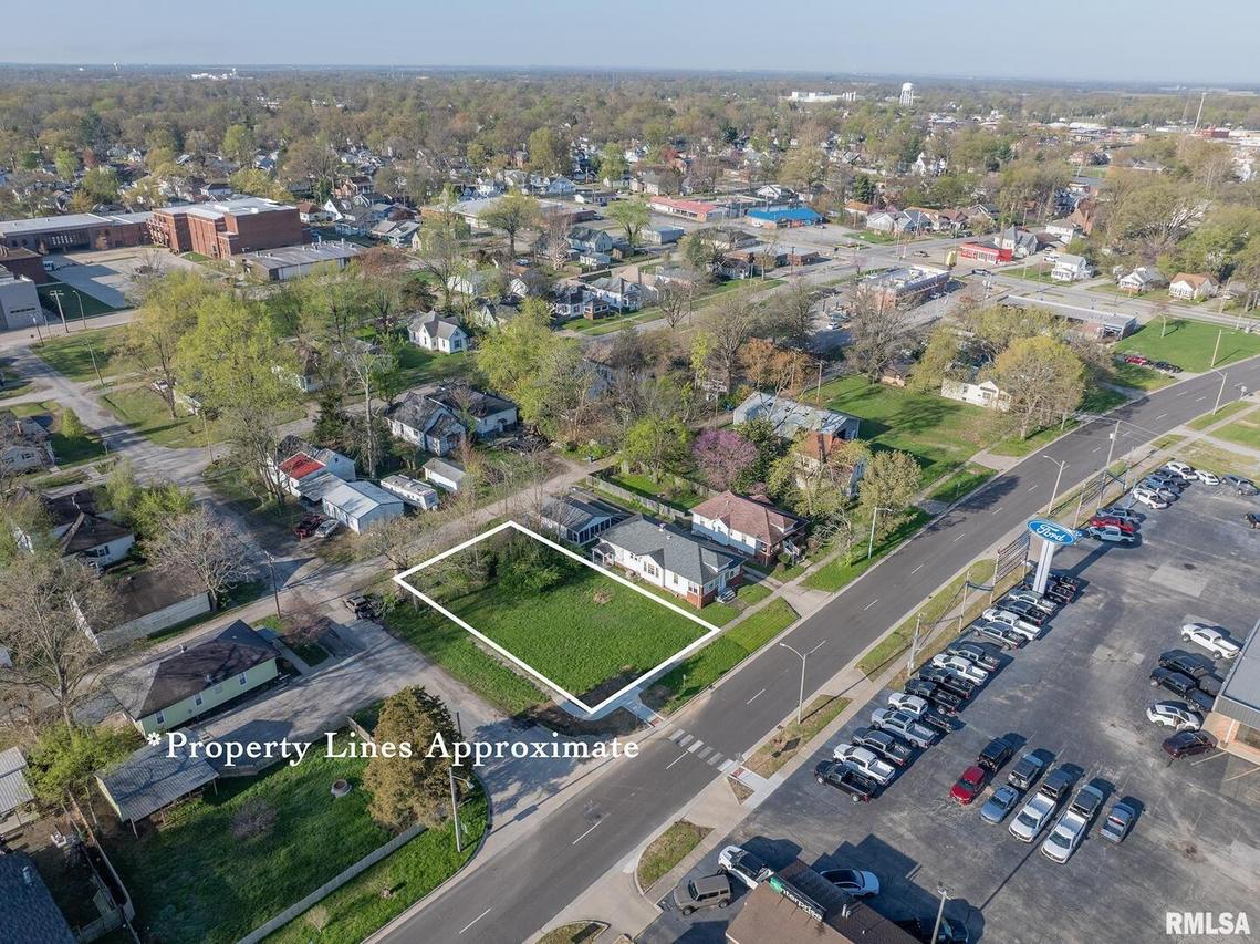 873 E Noleman St., Centralia, IL 62801