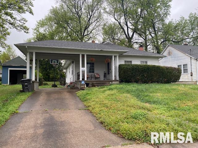 202 N Almond St., Carbondale, IL 62901