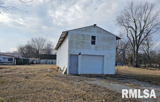 288 E Illinois Ave., Shawneetown, IL 62984