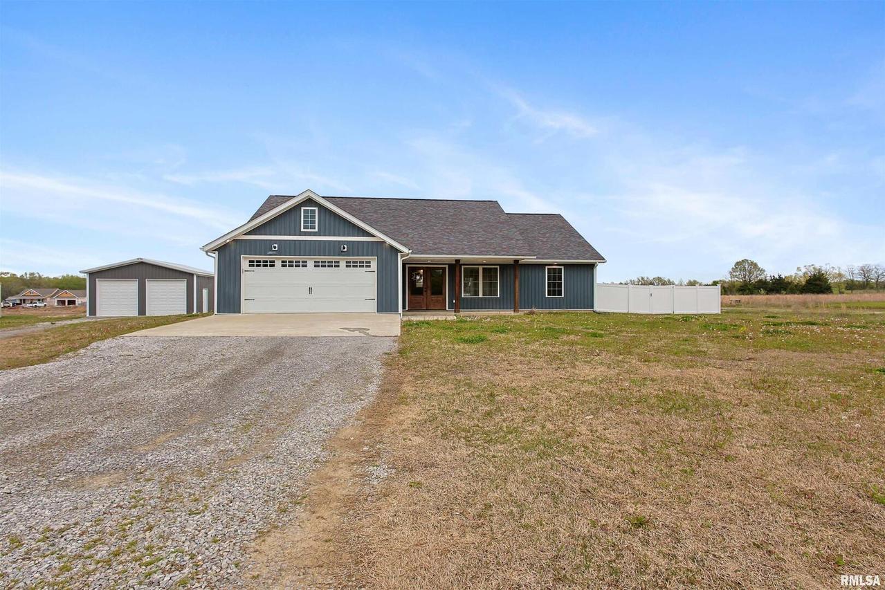 1022 Sycamore Rd., Carbondale, IL 62901