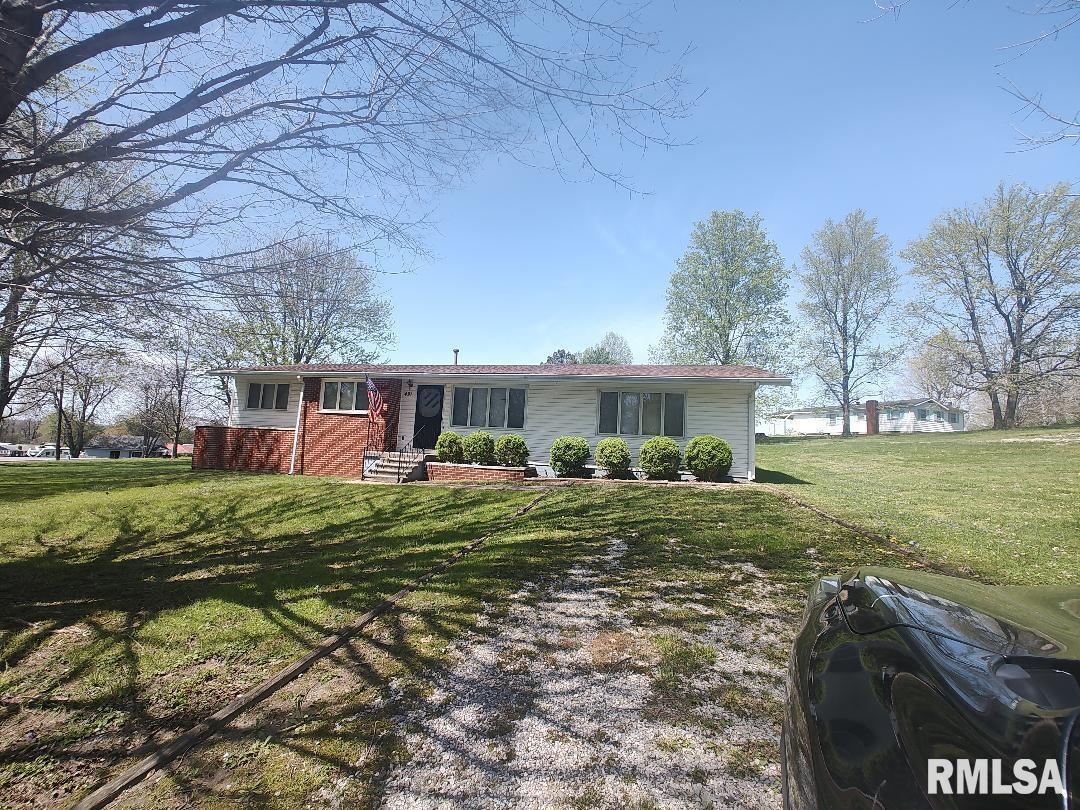 491 E Cedar St., Olmsted, IL 62970