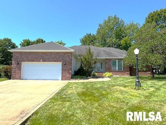 306 Breeze Dr., Carterville, IL 62918