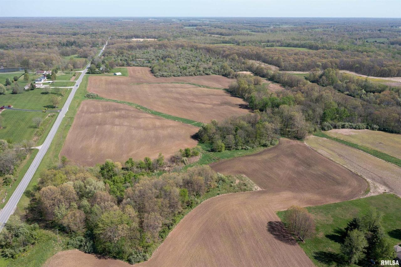 000 N Woodlawn Ln., Woodlawn, IL 62898