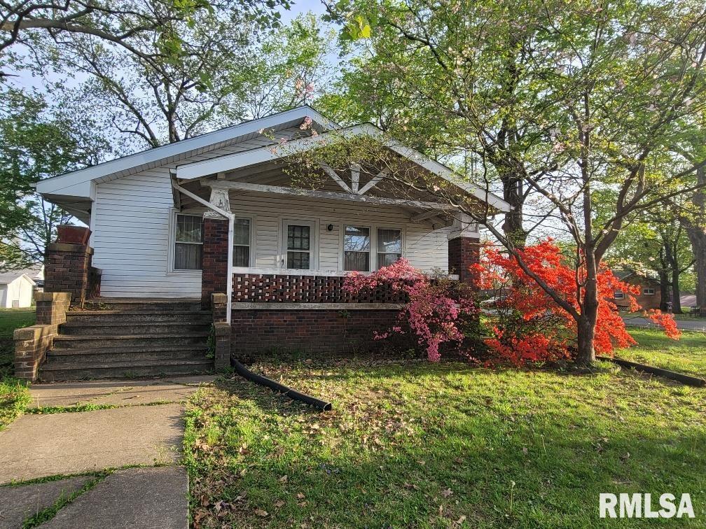 211 W Matthew St., Sesser, IL 62884