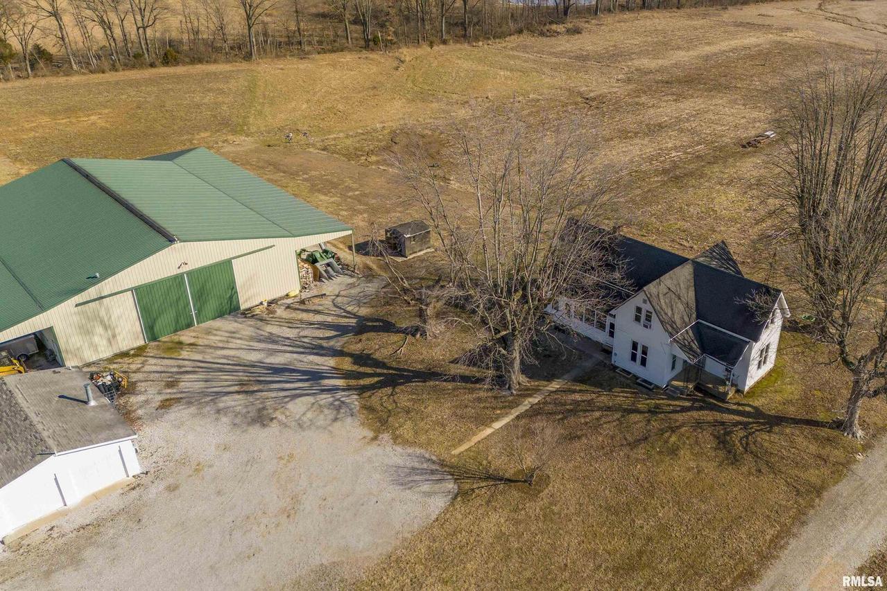 5825 Moscow Rd., Dongola, IL 62926