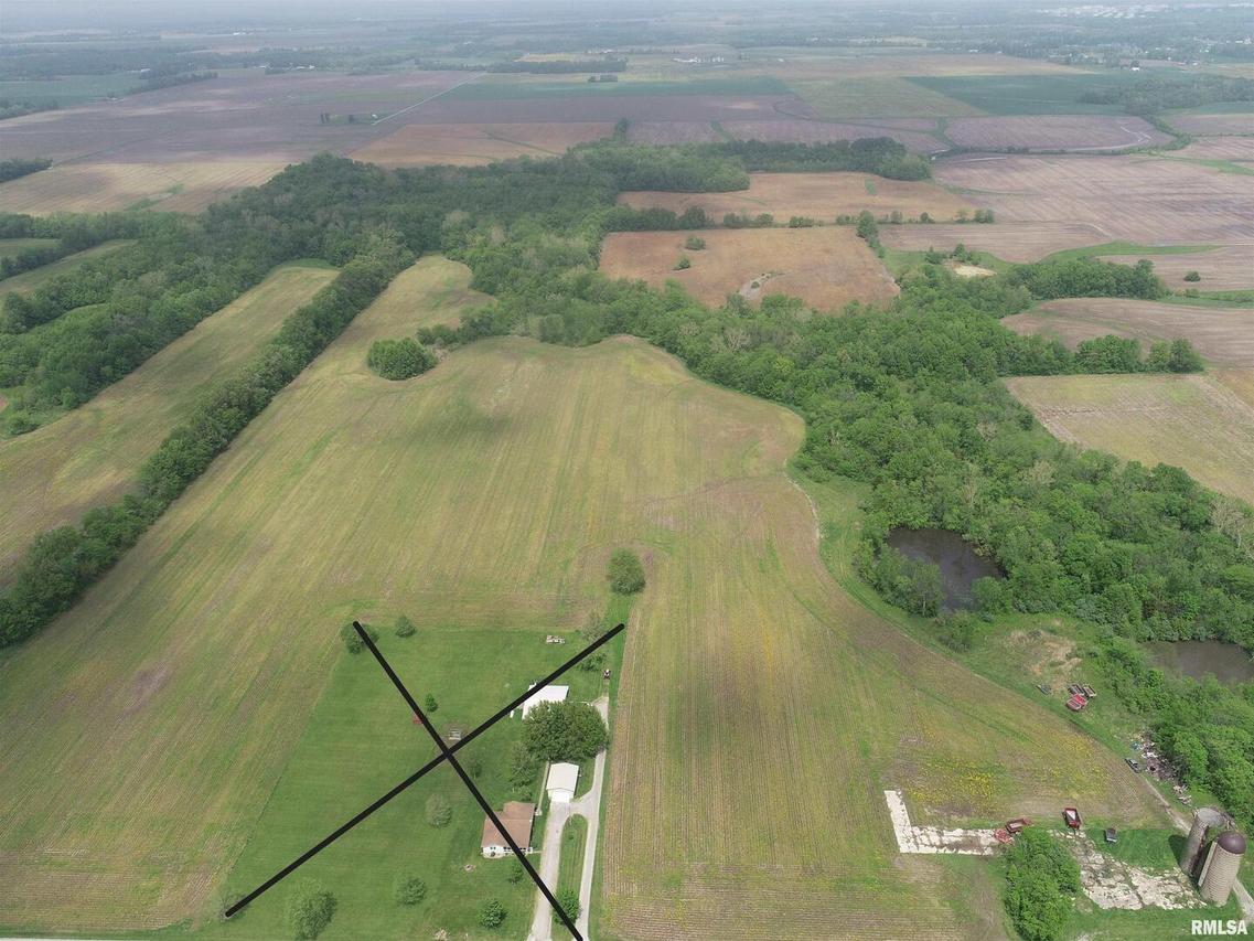 000 Wisher Rd., Patoka, IL 62875