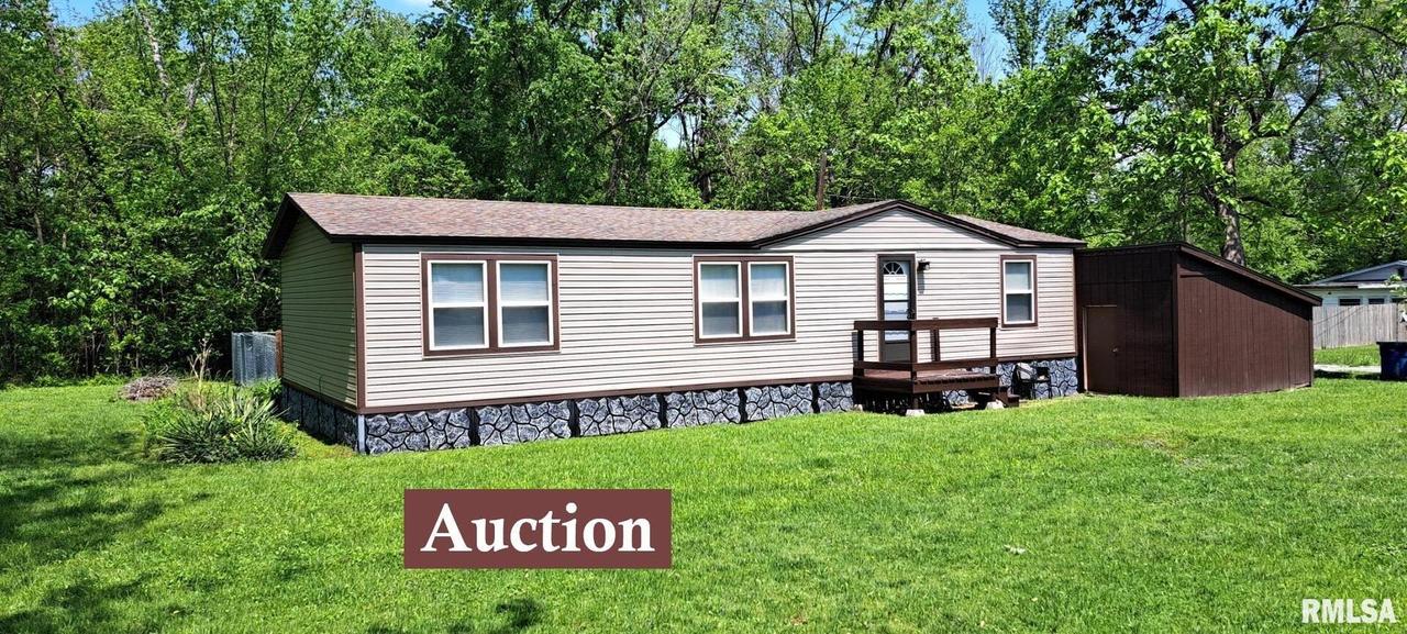 313 N Hickory St., Desoto, IL 62924