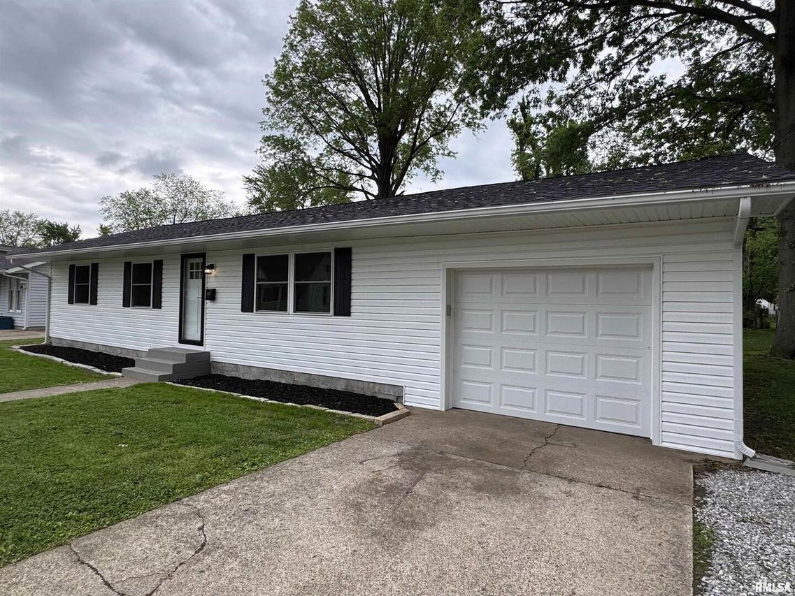 405 S Aikman St., Marion, IL 62959