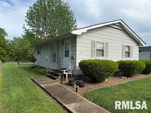 1109 Gent Ave., Johnston City, IL 62951