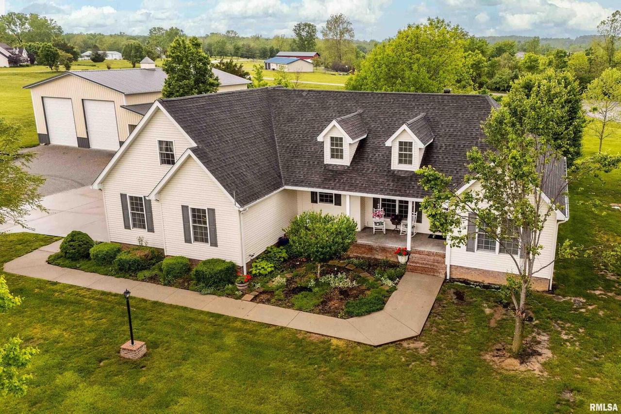 5963 Lakeview Dr., Carterville, IL 62918